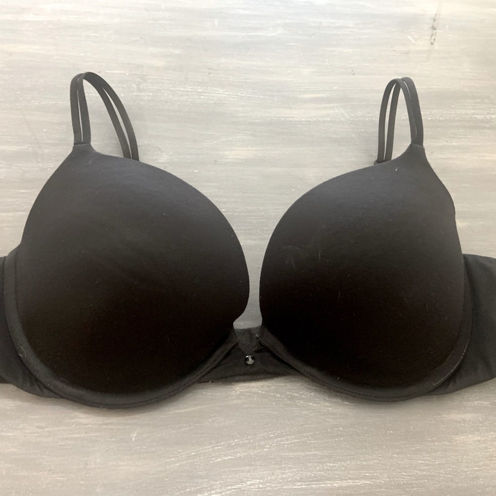 💎4/$20 Victoria’s Secret Very Sexy Push-up bra 36C